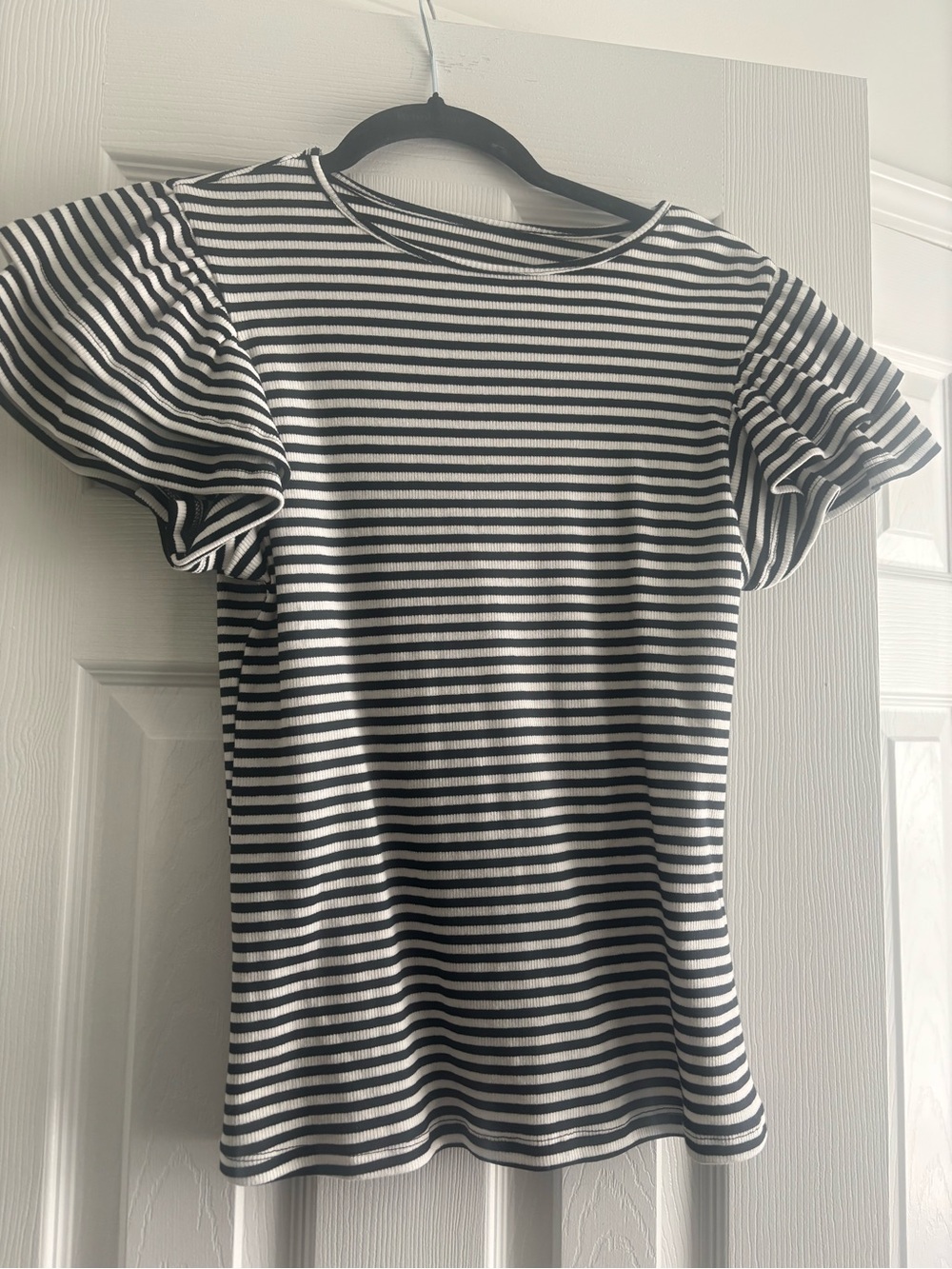 Commense Black and White Striped Knit Top
